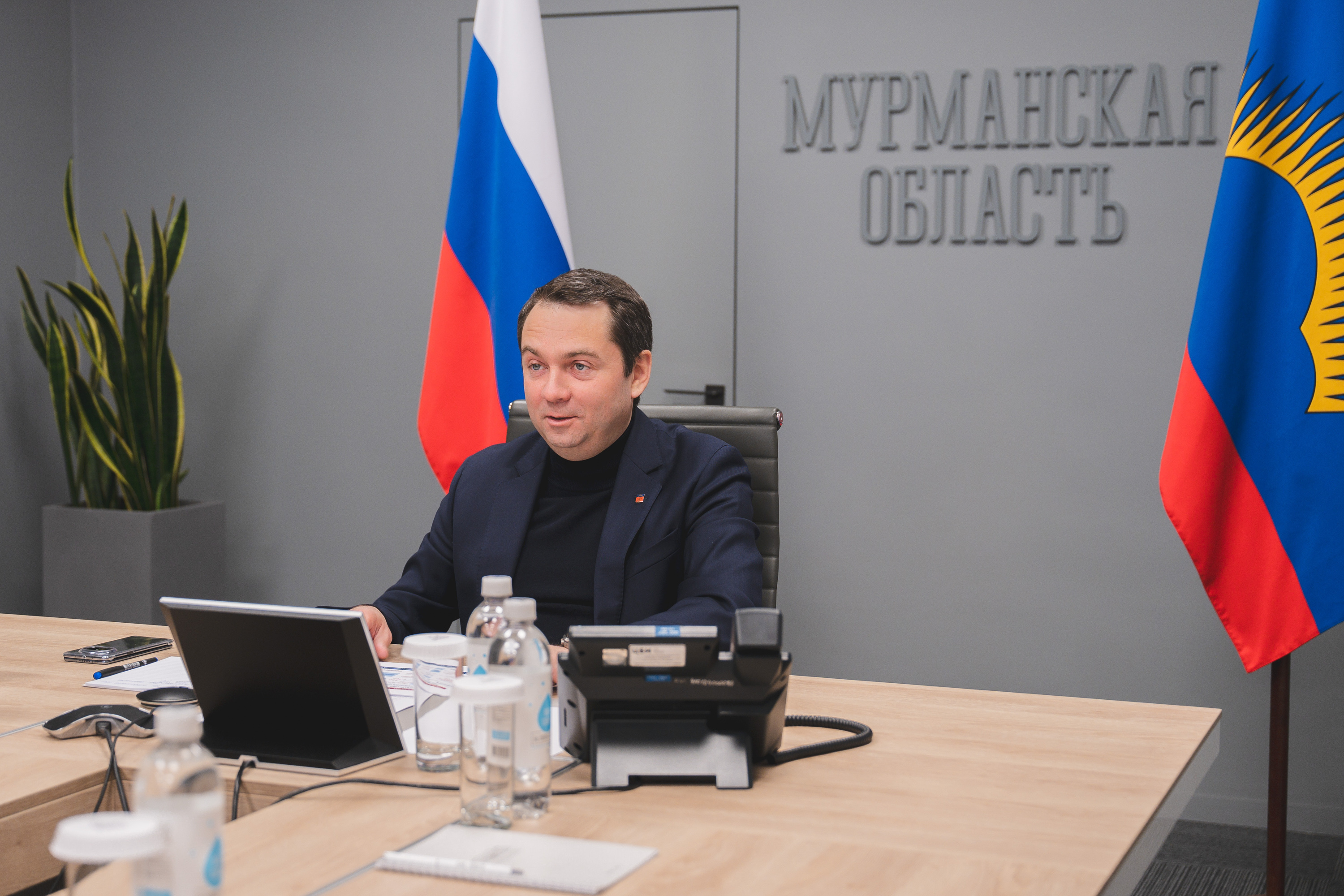 Губернатор Андрей Чибис поздравил северян с Днём Конституции