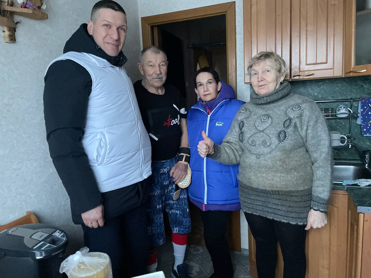 В Мурманске волонтёры оказывают всю необходимую помощь северянам