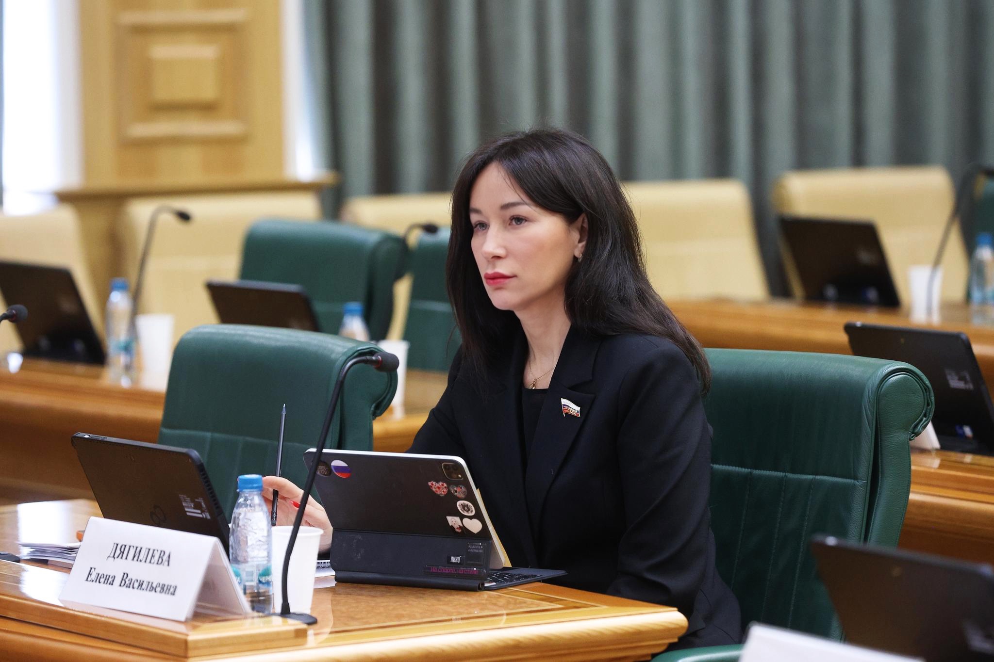 Сенатор РФ Елена Дягилева: Совет Федерации поддержал инициативы Мурманской области по развитию рыбохозяйственной отрасли