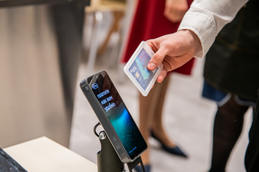 Единая карта жителя внедряет новый сервис для школьников Мурманска по оплате питания