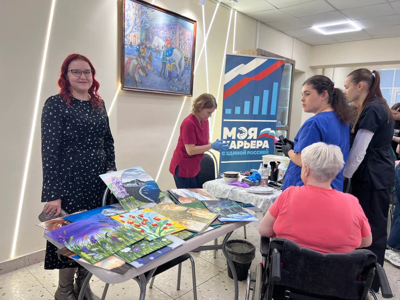 В Мурманском доме-интернате при поддержке «Единой России» прошла акция «Женская красота»